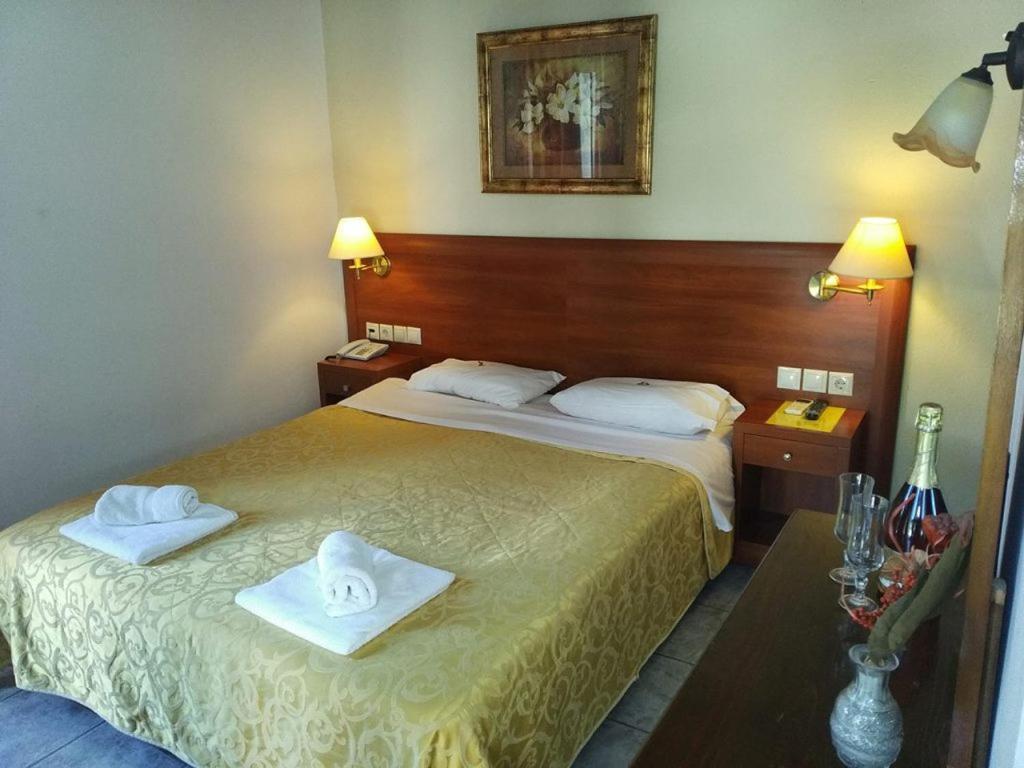 Spa Hotel Alex ルトラ・エディプソス エクステリア 写真