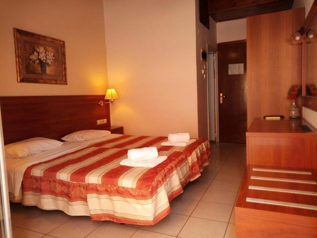 Spa Hotel Alex ルトラ・エディプソス エクステリア 写真